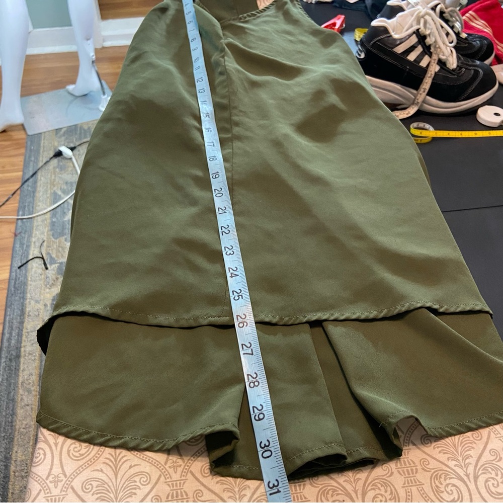 3/$12 Harve Benard Army Green Draped Racerback Tank Top Large L Keyhole - Picture 3 of 12